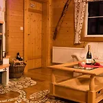 Domek alpejski Almdorf Im Winkl - Blockhuettendorf In