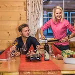 Domek alpejski Almdorf Im Winkl - Blockhuettendorf In *