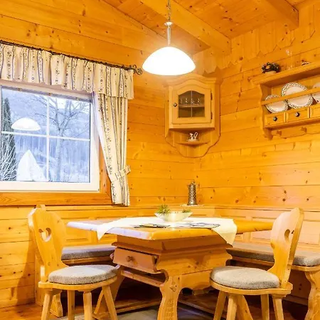 Almdorf Im Winkl - Blockhuettendorf In Groebming غوربمينغ