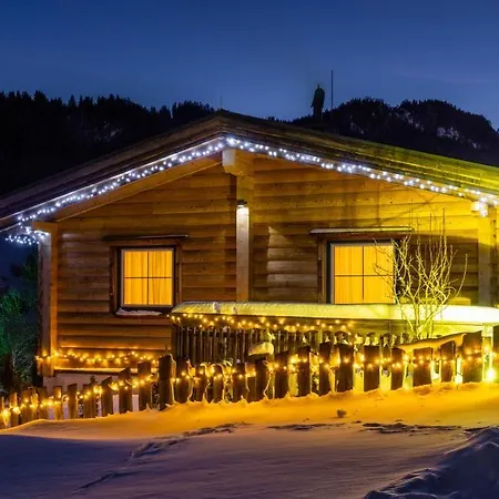 Almdorf Im Winkl - Blockhuettendorf In * グレーブミング