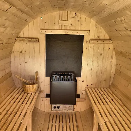 Almdorf Im Winkl - Blockhuettendorf In * グレーブミング