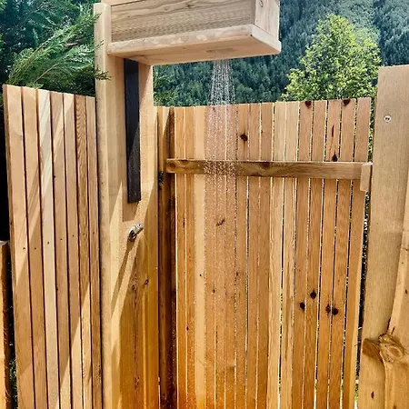 Almdorf Im Winkl - Blockhuettendorf In Groebming غوربمينغ