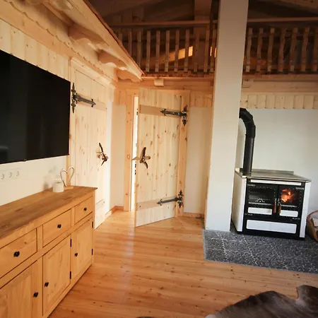 Chalet Almdorf Im Winkl - Blockhuettendorf In Groebming