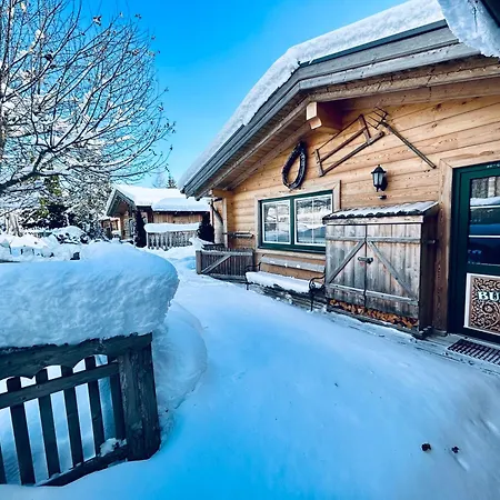Almdorf Im Winkl - Blockhuettendorf In Groebming شاليه