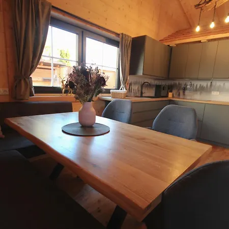 Chalet Almdorf Im Winkl - Blockhuettendorf In Groebming *