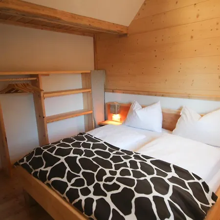 Almdorf Im Winkl - Blockhuettendorf In * グレーブミング