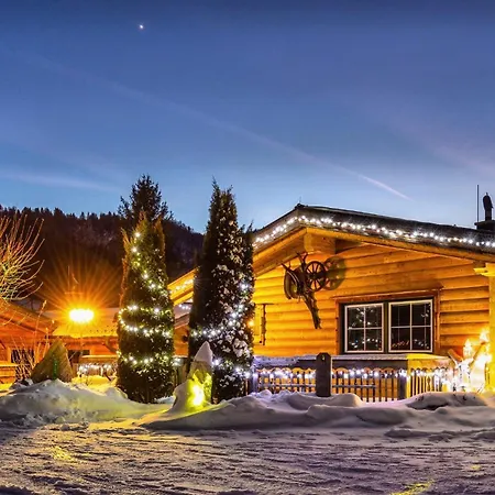 Almdorf Im Winkl - Blockhuettendorf In シャレー