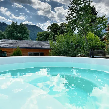 Almdorf Im Winkl - Blockhuettendorf In Groebming غوربمينغ