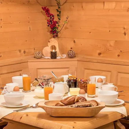 Almdorf Im Winkl - Blockhuettendorf In Groebming