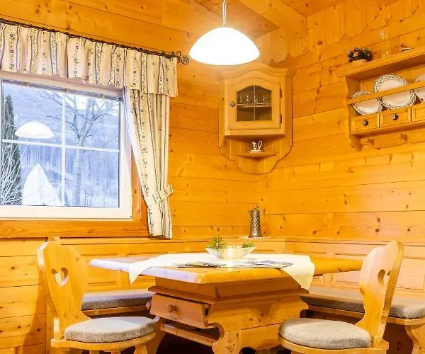 Almdorf Im Winkl - Blockhuettendorf In Groebming Grobming