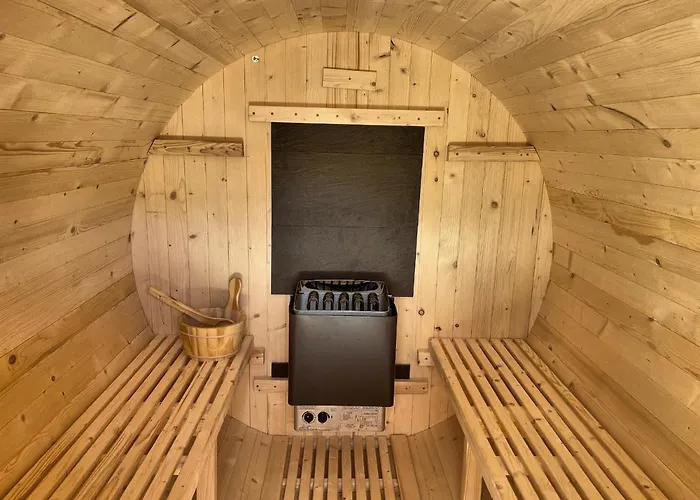 Almdorf Im Winkl - Blockhuettendorf In Groebming * Grobming