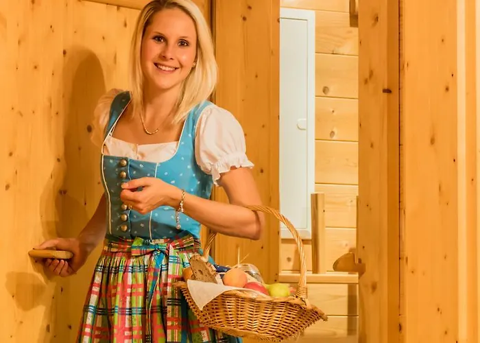 Almdorf Im Winkl - Blockhuettendorf In Groebming