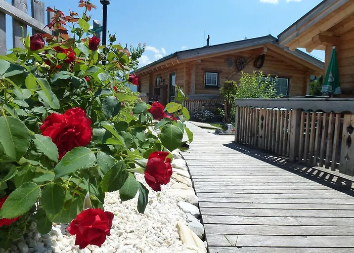 Chalet Almdorf Im Winkl - Blockhuettendorf In Groebming *