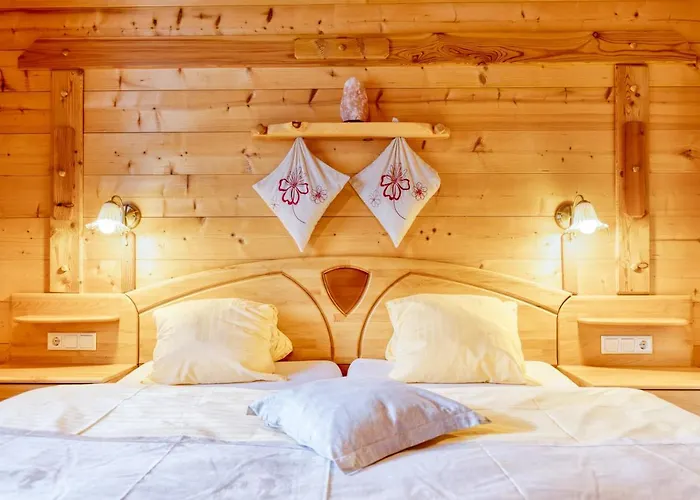 Almdorf Im Winkl - Blockhuettendorf In Groebming * Grobming