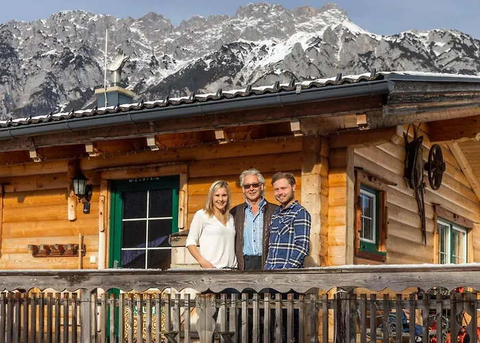 Almdorf Im Winkl - Blockhuettendorf In Groebming * Grobming